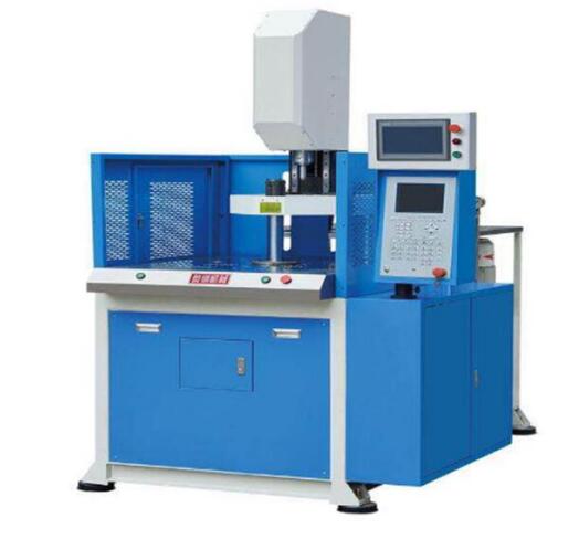 &nbsp;立式注塑機